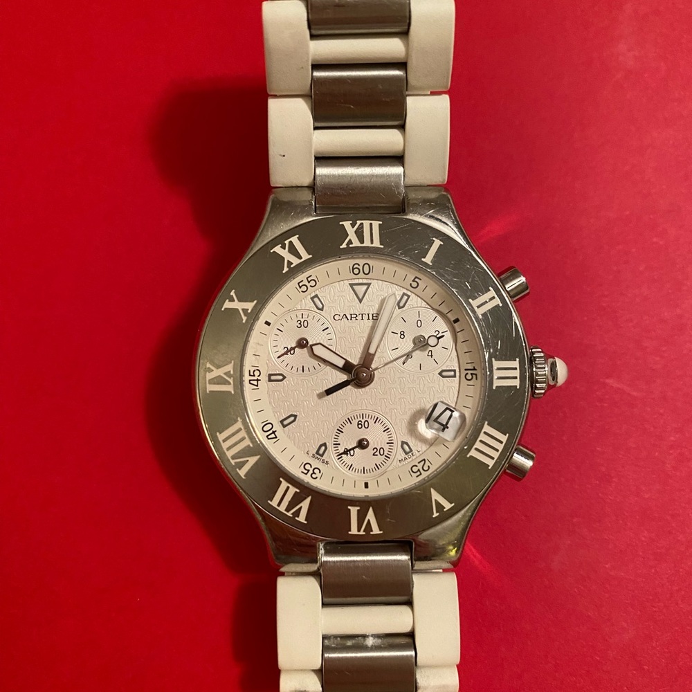 Authentic Cartier, with Battery. No certificate, No Box.